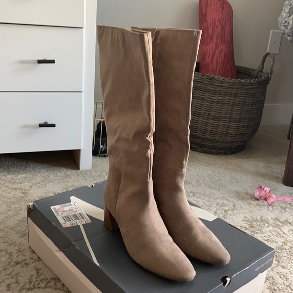 Shoes - Knee high boots